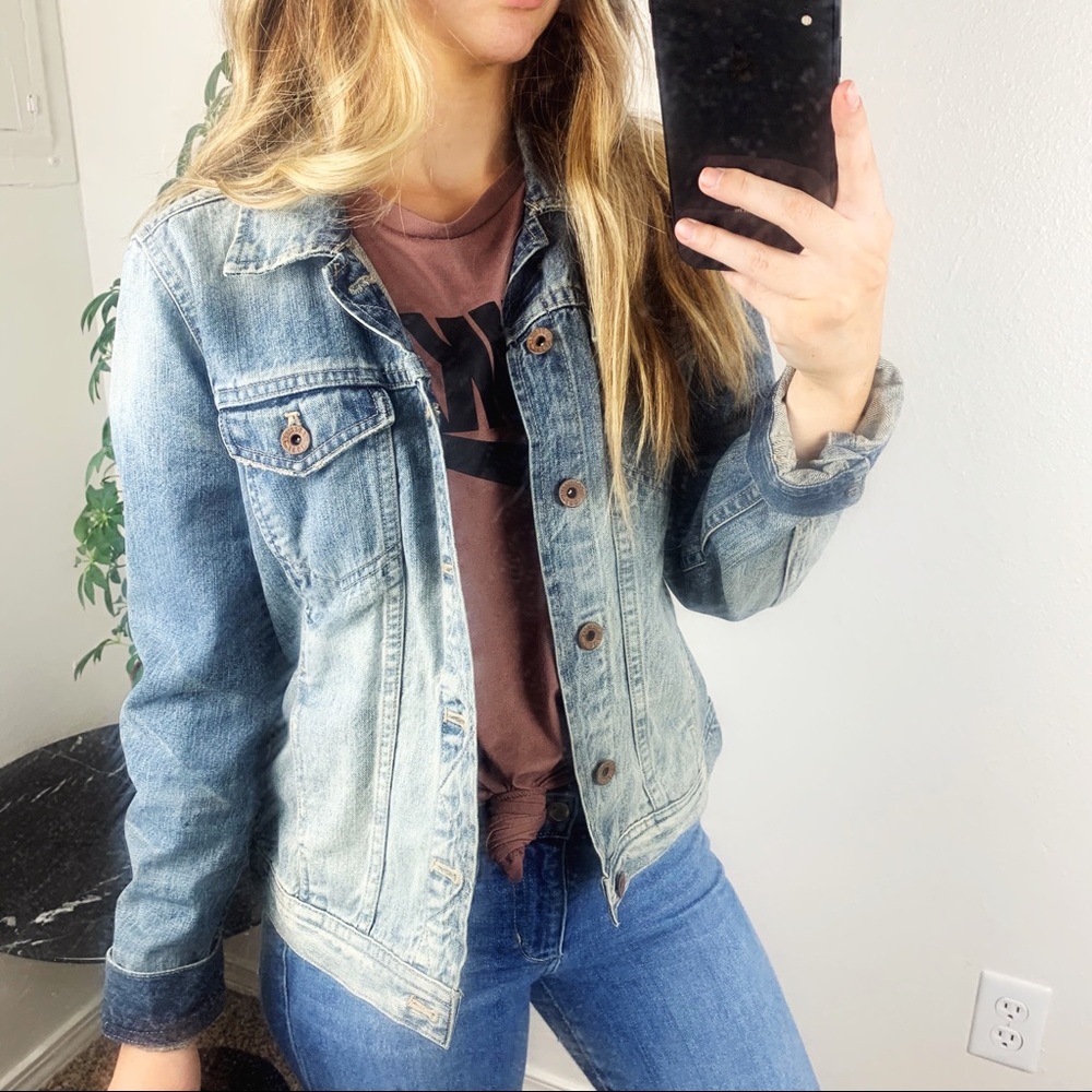 Light Blue Denim Jacket - Women's Classic Jean Jacket